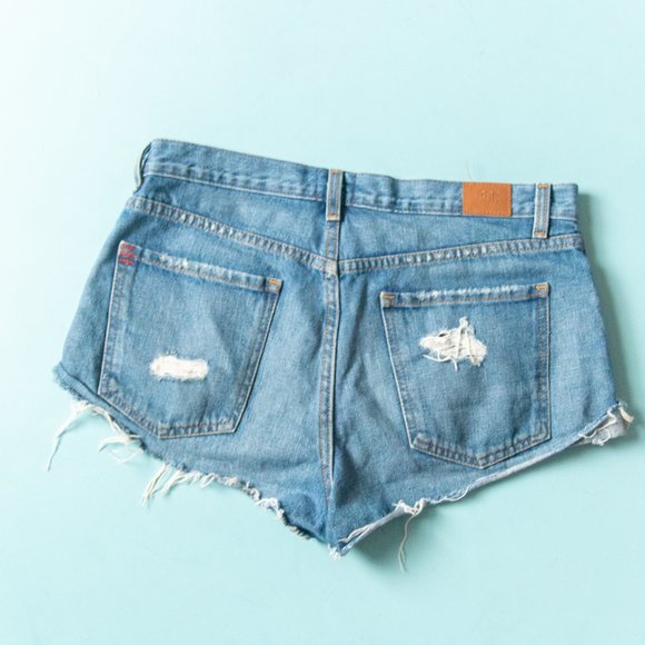 Urban Outfitters BDG Boyfriend Low Rise Distressed Cutoff Super Short Size 28 - Picture 8 of 8